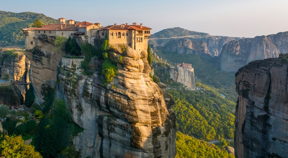 A FEW DAYS IN ATHENS AND METEORA
